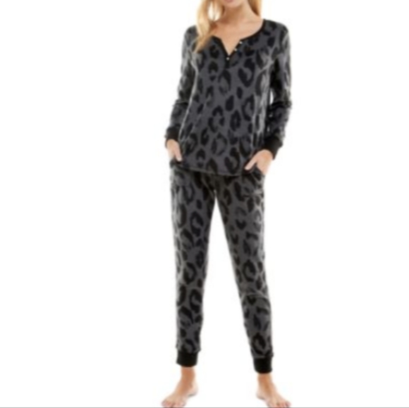 Jaclyn Other - Pajama set with fleece, brand new with tags